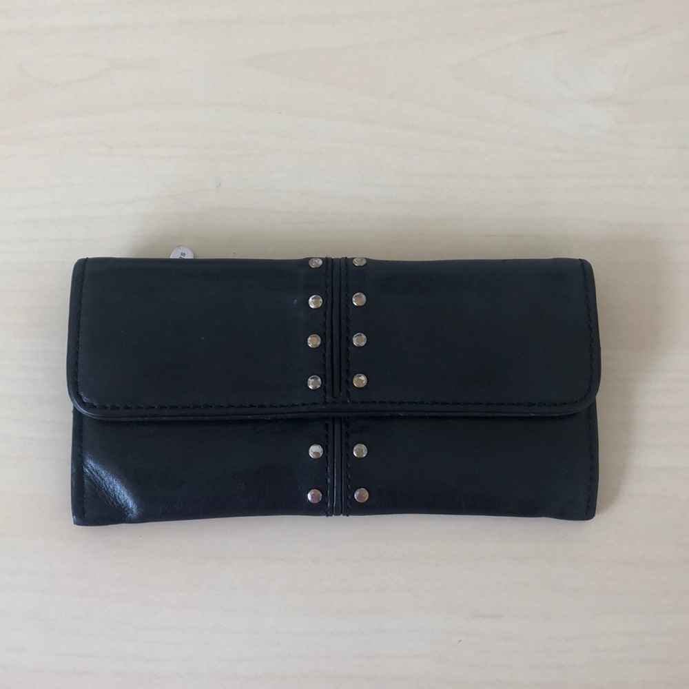 Michael Kors Wallet *MOVING SALE*